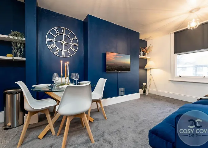 Cosy Cove